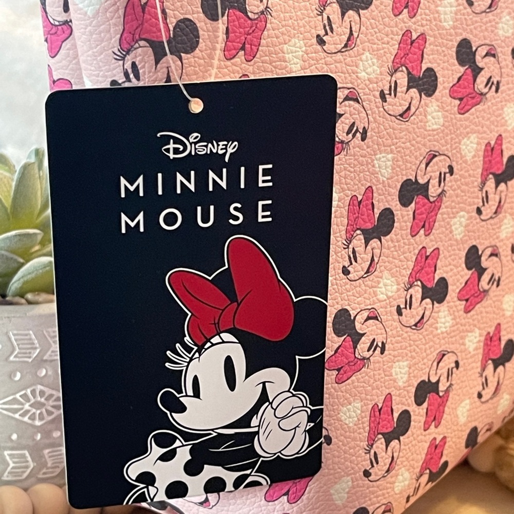 DISNEY Minnie Mouse Makeup Bag - Picture 9 of 11